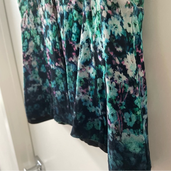 French connection eyelet closure peplum blouse - Picture 7 of 14